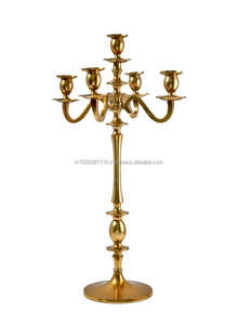 Candelabros de latón de diseño de trabajo antiguo hechos a mano para espacios de celebración elegantes casas y banquetes vintage - Product Image 3