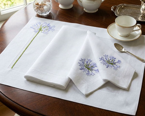 Juego de Manteles Individuales y Servilletas de Lino Bordado con Diseño Floral Arapang, Manteles Individuales Reutilizables, Decoración Clásica para el Hogar - Product Image 5
