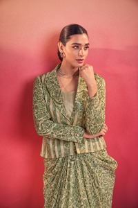 Sari indio de diseño elegante para fiestas, con estampado digital en la parte superior e inferior, para todas las ocasiones y funciones especiales para mujeres. - Product Image 6