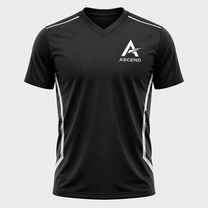 Camiseta de Fútbol Ascend para Hombre, Cuello en V, Negra, Manga Corta, Absorbe la Humedad, Ajuste Atlético, 100% Poliéster, Impresión Sublimada - Product Image 1