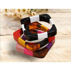 Bracelets légers en résine cristalline, accessoires de mode, confort au quotidien, RR ENTERPRISES Inde - Product Image 3