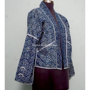 Chaqueta Kantha de algodón hecha a mano con estampado floral, estilo bohemio indio, diseño unisex, chaqueta cosida para mujer - Product Image 4