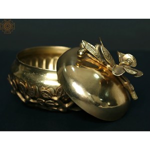Handmade 5 Inches Brass Bowl with <b>Leaf</b> Base Stand Home Decorative Item Made in India - Product Image 3