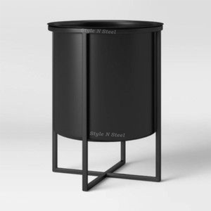 Jardinière noire attrayante en fer thermolaqué, durable, multi-usages, pour extérieur, avec drainage - Product Image 4