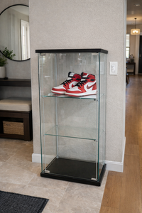 Vitrina minimalista de vidrio templado con clip pequeño TMG-G418(ECO), adecuada para salas de estar, villas, restaurantes y hoteles. - Product Image 4