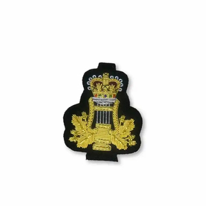Badges de blazer brodés en fil de bullion avec épingle de sûreté, haute qualité, service OEM/ODM personnalisé, couleurs et logos sur mesure, tissu toile - Product Image 3
