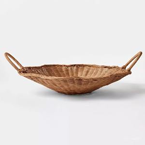 Nouvelle arrivée : bol peu profond en rotin tressé festonné avec poignée, plateau de service naturel pour table à manger et décoration intérieure - Product Image 1