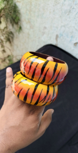 Bracelets en résine en gros, légers, bijoux de mode, directement d'Inde, larges, transparents et colorés, artisanat en résine - Product Image 5