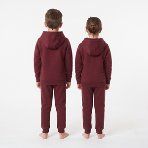 Conjunto Deportivo Moderno para Niños, Sudadera con Capucha y Cierre de Media Cremallera, Pantalones Jogger, Color Vino, Algodón, Colección de Ropa Casual - Product Image 6