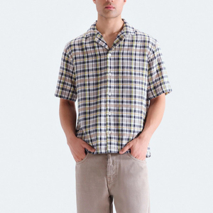 Camisa Casual de Manga Corta para Hombre, con Botones, Tejido de Poliéster Transpirable, Corte Regular, Logotipo Frontal - Product Image 1