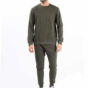 Conjunto deportivo personalizado de manga larga para hombre, conjunto de dos piezas de sudadera y pantalones deportivos ajustados, muy vendido para hombre. - Product Image 4