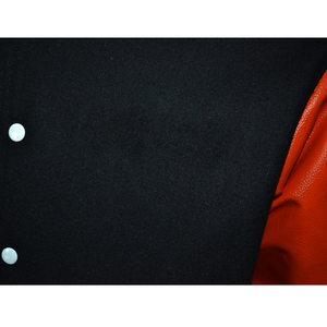 Blouson universitaire unisexe modèle 2024 pour homme, style Champion, avec corps en laine, manches en cuir, patchs en chenille et broderies - Product Image 5