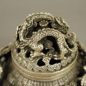 Brûleur d'encens religieux de luxe fait main et écologique Bakhoor en métal, conçu pour une expérience olfactive haut de gamme à la maison - Product Image 5