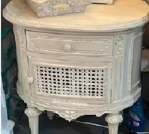 โต๊ะข้างดีไซน์พิเศษทำมือจากหวายสุดหรู สำหรับห้องนั่งเล่น ห้องนอน โรงแรม และสำนักงาน มีจำหน่ายในราคาที่สมเหตุสมผล - Product Image 2