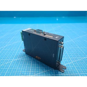 Unidad de Control de Movimiento Integrada eMOTION Tek EUMP1N1B040 Usada Como Nueva, Piezas de Equipos Semiconductores Legados - Product Image 2
