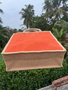 Sac fourre-tout en jute de qualité supérieure, logo personnalisé, réutilisable, sac de courses écologique pour les promotions de détail et l'usage quotidien - Product Image 3
