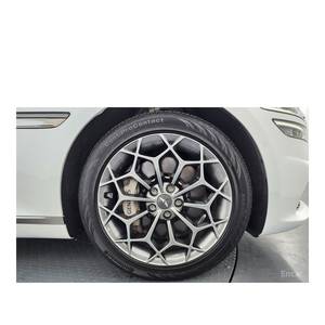 Genesis G80 2024 2.5 Turbo AWD Gasolina 27,927 km Caja de Cambios Automática Asientos de Cuero Volante a la Izquierda Cámara Trasera - Product Image 5