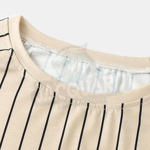 Nouvelle conception, confortable, respirant, décontracté, séchage rapide, service OEM, ensemble d'été pour hommes, t-shirt et short légers en coton et élasthanne - Product Image 3