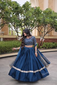 Conjunto de Lehenga Choli de Seda Azul con Bordado Dorado, Traje Tradicional Indio para Bodas, para Mujer, Largo hasta el Suelo, Corte Regular - Product Image 6