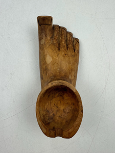 Cenicero de Madera Tallado Vintage, Cenicero Decorativo Rústico Hecho a Mano, Accesorio Único para Fumar, Decoración para Mesa del Hogar - Product Image 1