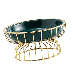 Frutero de metal con base de alambre dorado de lujo, elegante bandeja para aperitivos con pedestal para decoración moderna del hogar, hoteles y fiestas. - Product Image 5