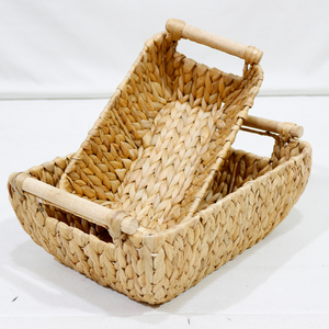 Panier de rangement multifonctionnel en jacinthe d'eau tressé à la main, organisateur rectangulaire en osier avec poignées en bois pour la maison, la salle de bain et l'hôtel - Product Image 4