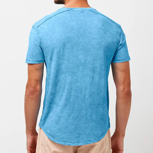 T-shirts pour femmes de haute qualité, surdimensionnés, en coton peigné lourd 220 g/m², 100 % coton, logo personnalisé, épaules tombantes, manches courtes - Product Image 3