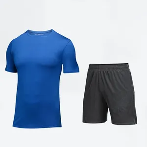 Ensemble de survêtement d'été deux pièces de haute qualité avec logo personnalisé, t-shirt et short pour hommes, idéal pour l'entraînement - Product Image 1