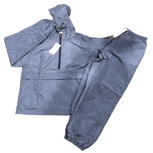 Ropa Deportiva Cómoda, Chándal 100% Nailon Teñido Liso, Ligero, Calidad de Exportación, Chándal de Nailon Teñido Liso de Buena Calidad - Product Image 2