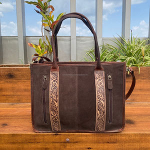 Sac fourre-tout en cuir suédé tanné taillé à la main Sac fourre-tout dissimulé pour ordinateur portable Sac à main en cuir véritable de qualité supérieure pour femmes - Product Image 5