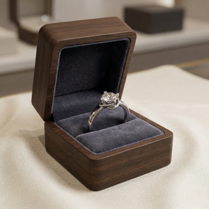 Anillo de Compromiso con Diamante Cultivado en Laboratorio de 1 Ct, Certificado IGI, Corte Medio Biselado, Oro de 9K, 14K, 18K, Minimalista, Solitario, Regalo de Boda para Mujer - Product Image 4