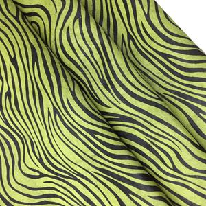 Cuero de vaca genuino de primera capa con estampado de piel de caballo verde y cebra para zapatos y equipaje - Lámina completa - Product Image 3