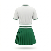 Ensemble de sport personnalisé pour femmes : Polo Oxford blanc à manches courtes et jupe-short plissée colorée à taille élastique, séchage rapide
