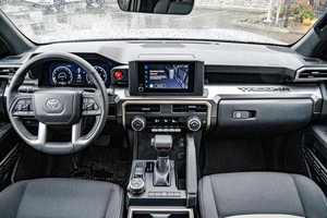 รถกระบะออฟโรดขนาดกลางมือสอง ปี 2025 รุ่น TRD Off-Road Edition - Product Image 2