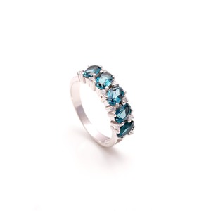 Anillo de Plata de Ley 925 con Cinco Topacios Azules Ovalados de Londres de 6x4mm, Joyería Elegante con Piedras Preciosas, Regalo de Aniversario para Mujer, Estilo Cóctel - Product Image 1