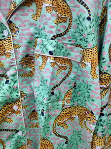 ชุดนอนผู้หญิงลายสัตว์แบบเซ็ต ผ้าฝ้าย 100% ระบายอากาศได้ดี ใส่สบายสำหรับฤดูร้อน ชุดนอนลำลองยาวคลุมเข่า - Product Image 3