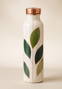 Venta al por mayor directa de fábrica: Botella decorativa de cobre esmaltado con elegante motivo de hoja verde, para bebidas ayurvédicas, a prueba de fugas. - Product Image 4