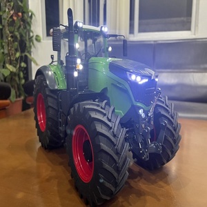 Tractor Fendt 1050 para la agricultura moderna que ofrece una potente capacidad de remolque, operación eficiente y larga durabilidad en el trabajo. - Product Image 5