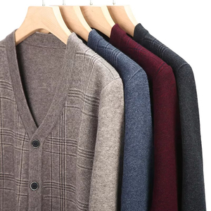 Pull cardigan à col en V pour homme, manches longues, boutons, couleur unie, tricoté, vente en gros, pour l'hiver, logo personnalisé - Product Image 5
