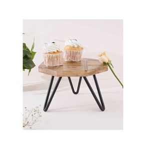 ผู้ค้าส่งเค้กยืนบ้านและตกแต่งขาตั้งเค้กไม้หกเหลี่ยมพร้อมฐานโลหะ - Product Image 1