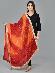 Dupatta Bandhej artisanal de créateur avec bordure en dentelle de qualité supérieure, dupatta traditionnel indien élégant fait main tie-dye - Product Image 4