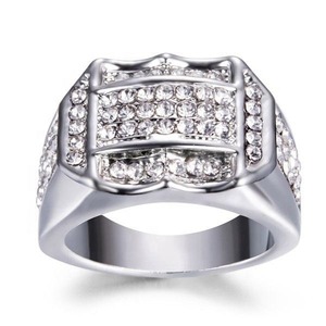 Bague Hip Hop de Luxe Plaqué Or 18 carats de Qualité Supérieure avec Diamants pour Hommes – Idéale pour le Streetwear, les Fêtes et les Occasions Spéciales - Product Image 4