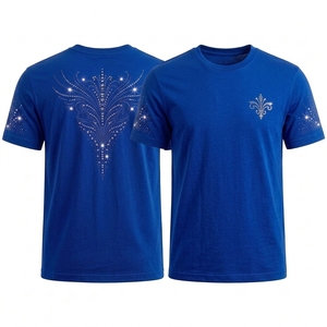 Camiseta Azul Rey para Hombre con Pedrería, Manga Corta, Cuello Redondo, Diseño de Flor de Lis y Plumas en la Parte Delantera y Trasera - Product Image 1