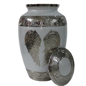 Urne de crémation la plus vendue pour garder l'urne souvenir des cendres en métal de la meilleure qualité fournie en gros par HHO - Product Image 1