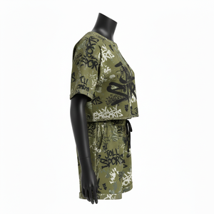 Ensemble court pour femme, crop top et short, jersey coton polyester GSM, imprimé vert street, logo personnalisé par transfert thermique, 100% coton. - Product Image 3