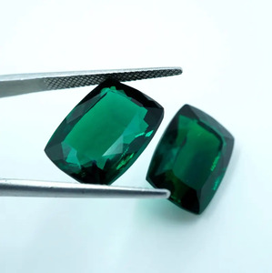 HAYAAT GEMS Esmeraldas Zambianas Cultivadas en Laboratorio, Corte Cojín, Cambio de Color Verde, 20.30 Ct, Par, Modelo N-72, Joyería de la India - Product Image 5