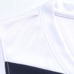 เสื้อบาสเก็ตบอลโพลีเอสเตอร์ 100% พิมพ์ลายได้ตามต้องการสำหรับทุกเพศ ปี 2026 ชุดยูนิฟอร์มฝึกซ้อมระบายอากาศได้ดี ปรับแต่งได้ตามต้องการ มีไซส์พลัสสำหรับเล่นกีฬา - Product Image 4