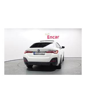 BMW Série 4 420i M Sport Gran Coupé 2024, 10 552 km, Volant à Gauche, Boîte Automatique avec Caméra Arrière - Product Image 4