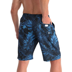 Shorts de bain à séchage rapide pour hommes, personnalisables avec poche zippée, shorts de plage streetwear pour hommes, shorts de bain - Product Image 3
