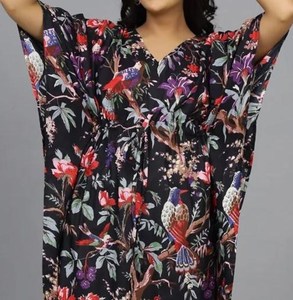 Vestido Kaftán de Algodón Hecho a Mano en India, Ligero, Estilo Kimono, para Playa - Product Image 3